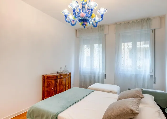 Galleria Eremitani Exclusive Elegant